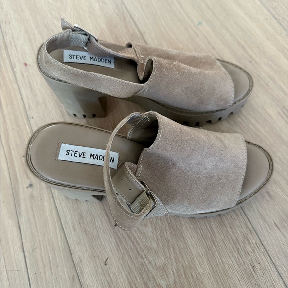 Steve Madden Tan Suede Platform Mules - Picture 1 of 5